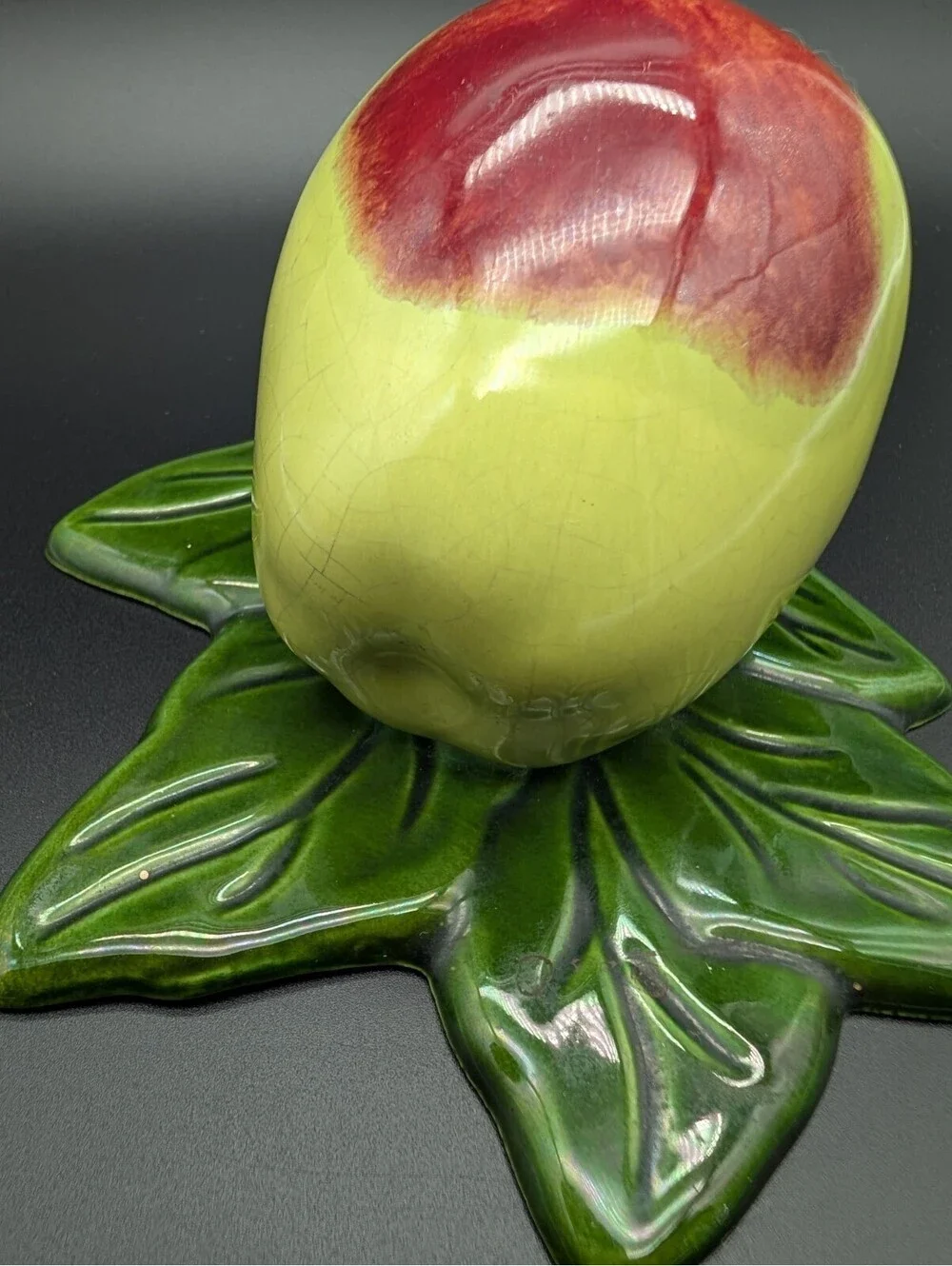 VTG Treasure Craft Pottery Green Apple Wall Pocket Planter MCM California Kitchy